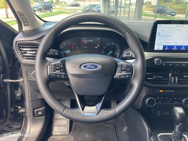 Ford Focus 1.0 EcoBoost Hybrid Aut. ACTIVE DESIGN - 17
