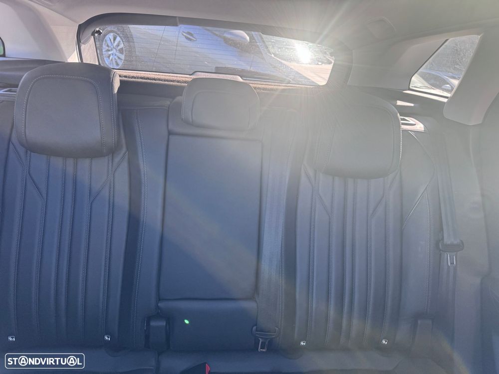 Peugeot 3008 1.2 PureTech Allure EAT8 - 13