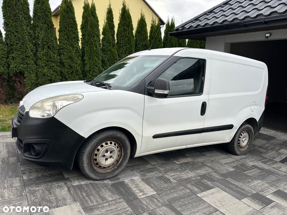 Opel Combo - 1