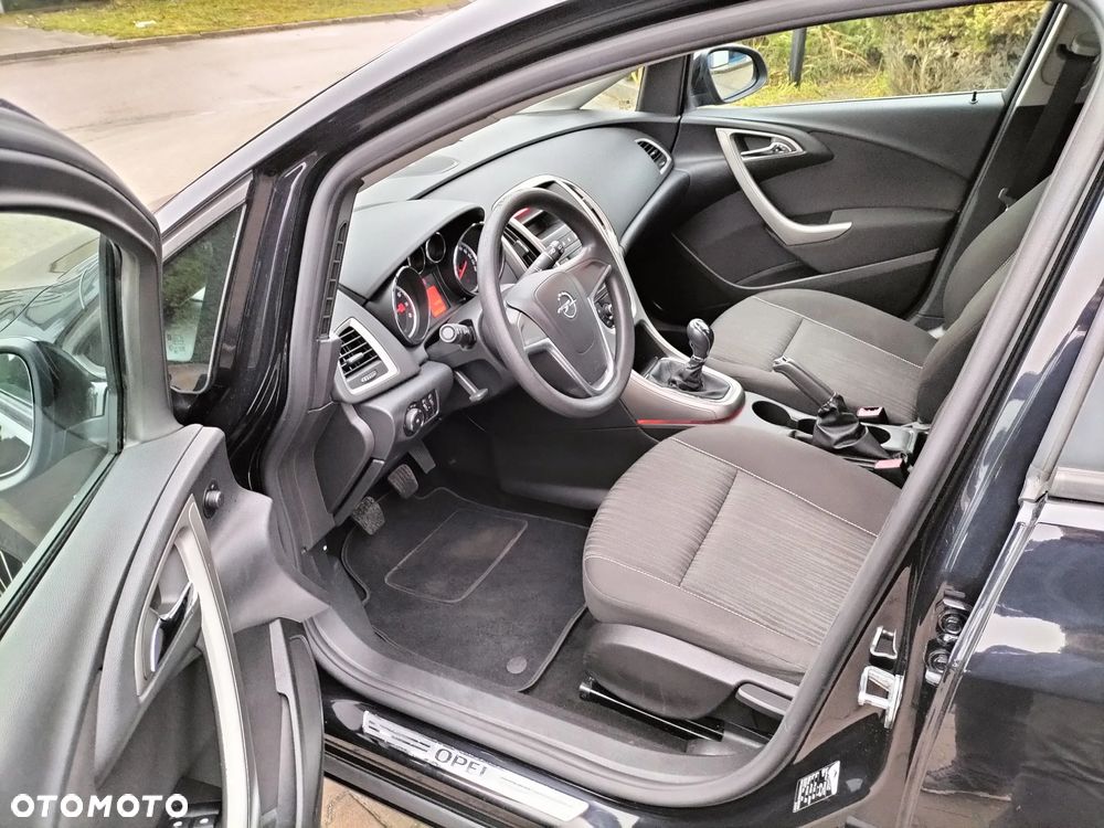 Opel Astra 1.6 Style - 9