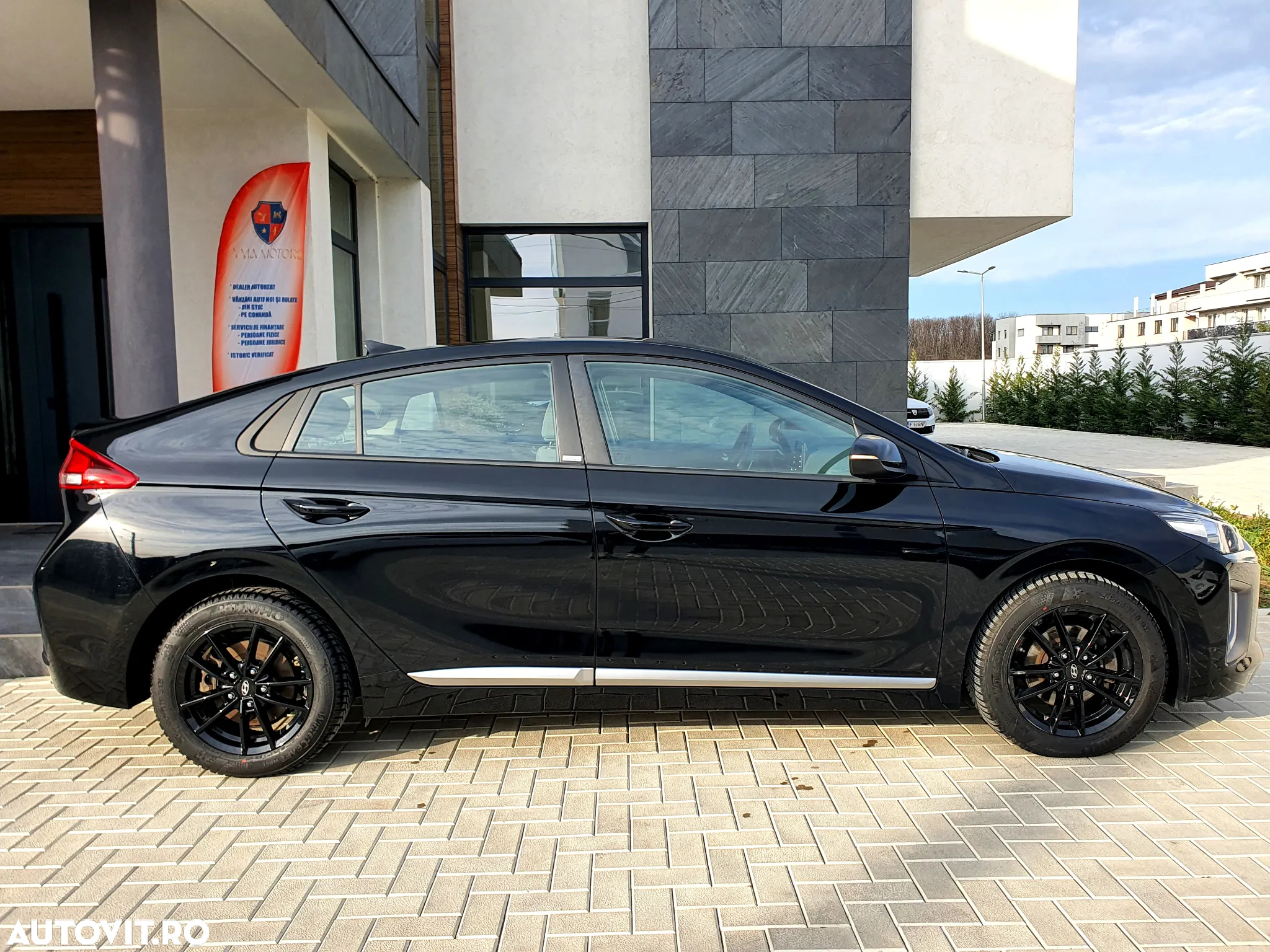 Hyundai IONIQ Plug-in-Hybrid 1.6 GDI Style - 4