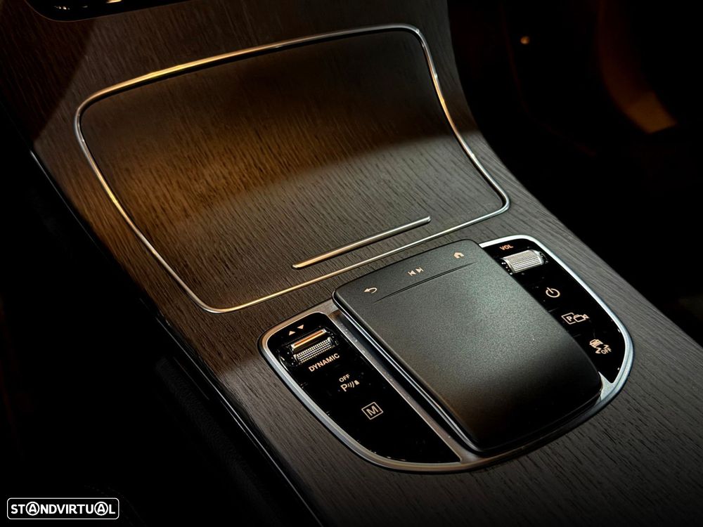 Mercedes-Benz GLC 300 de 4Matic 9G-TRONIC AMG Line - 36