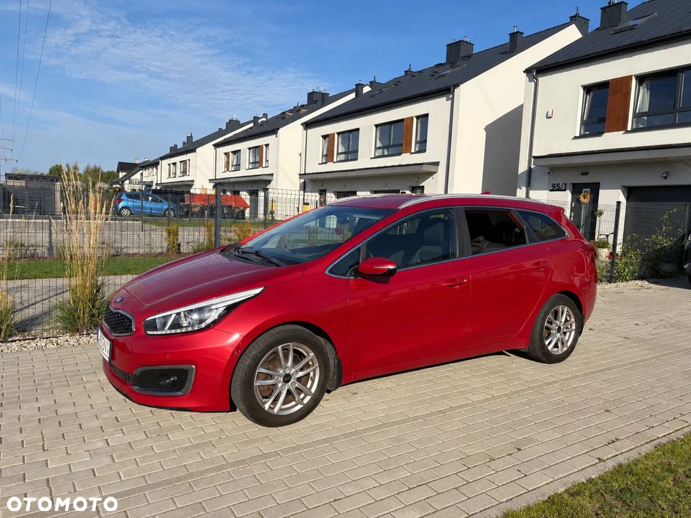 Kia Ceed - 1