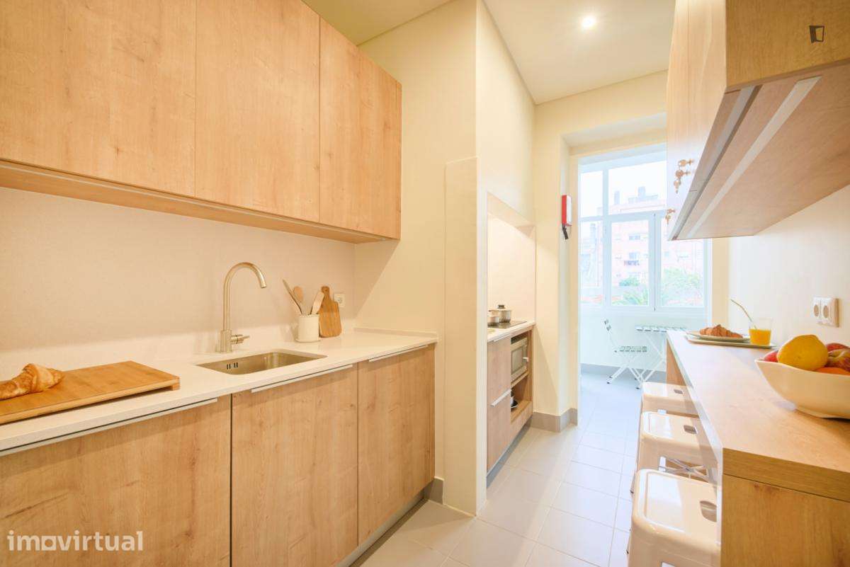 Quarto - localizado em Alcântara Lisbon - Grande imagem: 2/37