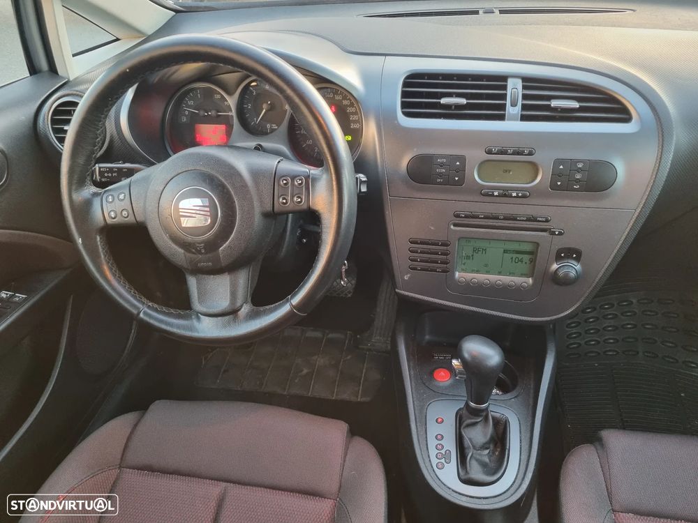 SEAT Leon 2.0 TDI Style DSG - 11
