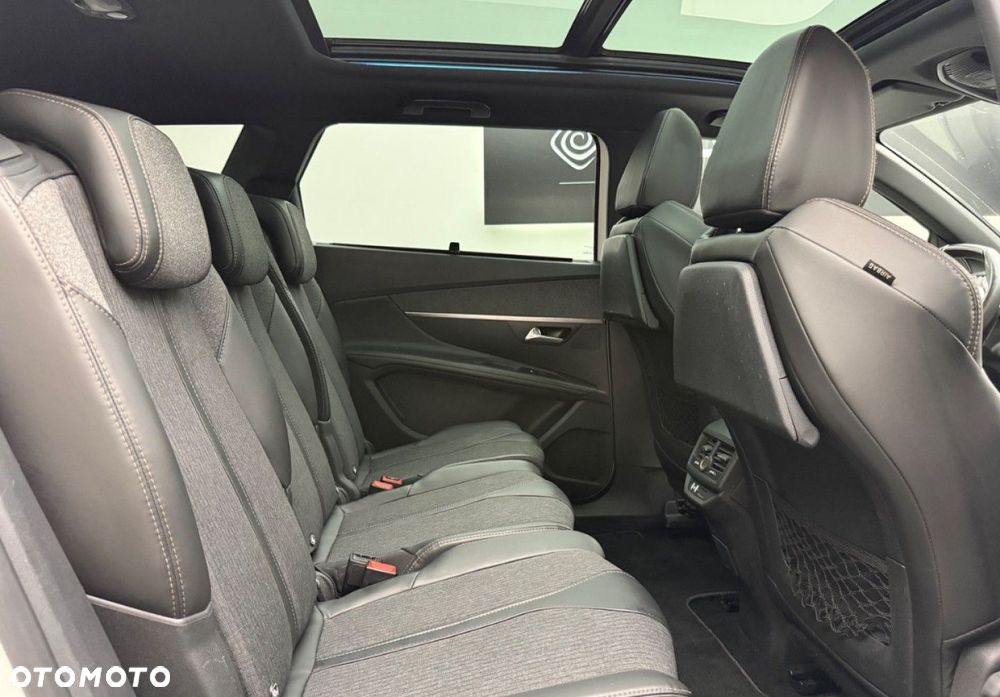 Peugeot 5008 - 19