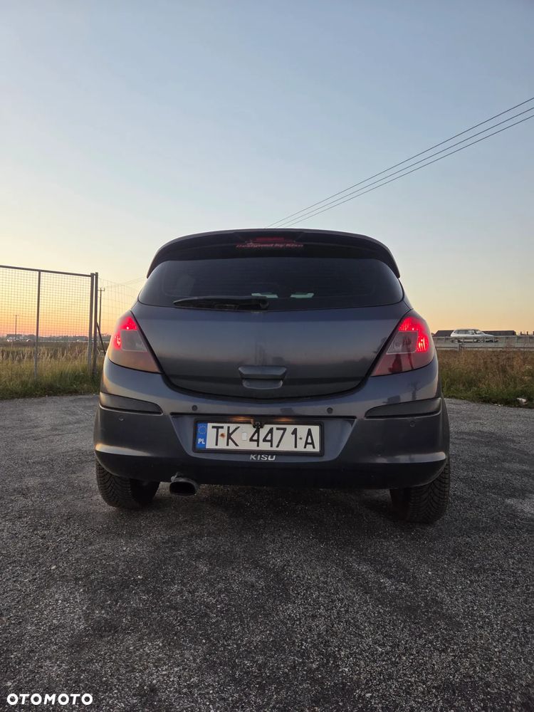 Opel Corsa 1.4 16V Cosmo - 1