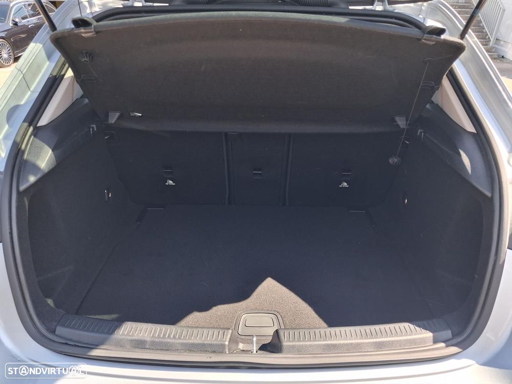 Mercedes-Benz A 200 Standard - 9