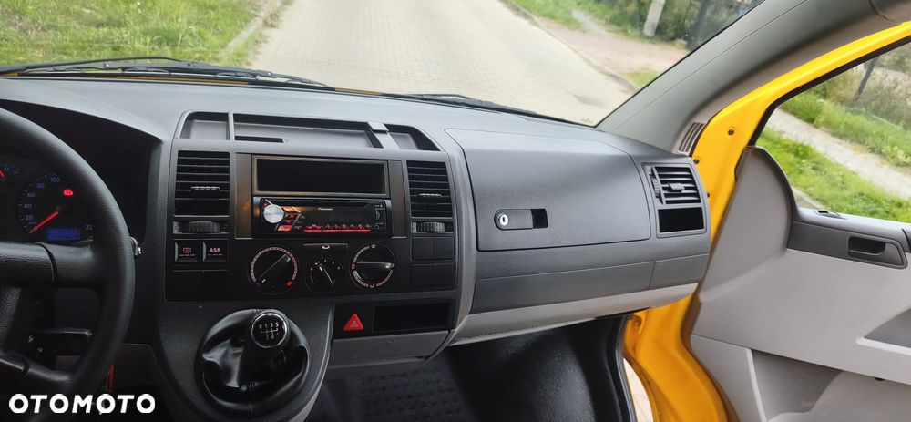 Volkswagen TRANSPORTER T5 - 37