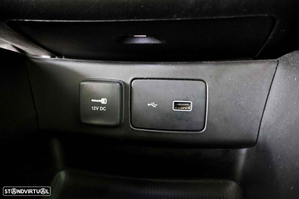 Fiat Tipo Station Wagon 1.3 M-Jet Street - 31