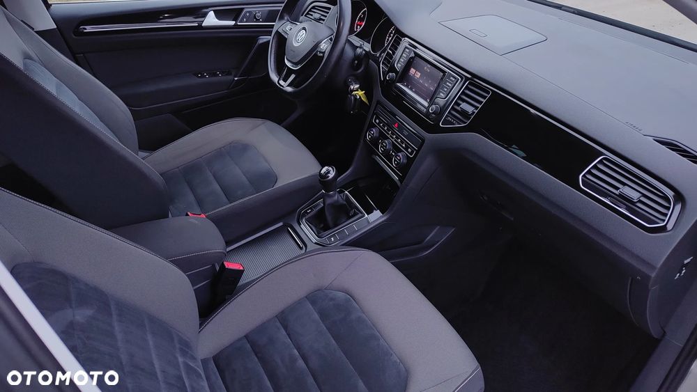 Volkswagen Golf Sportsvan - 17
