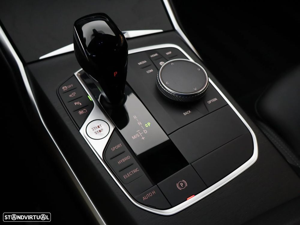 BMW 320 e Pack M Auto - 39