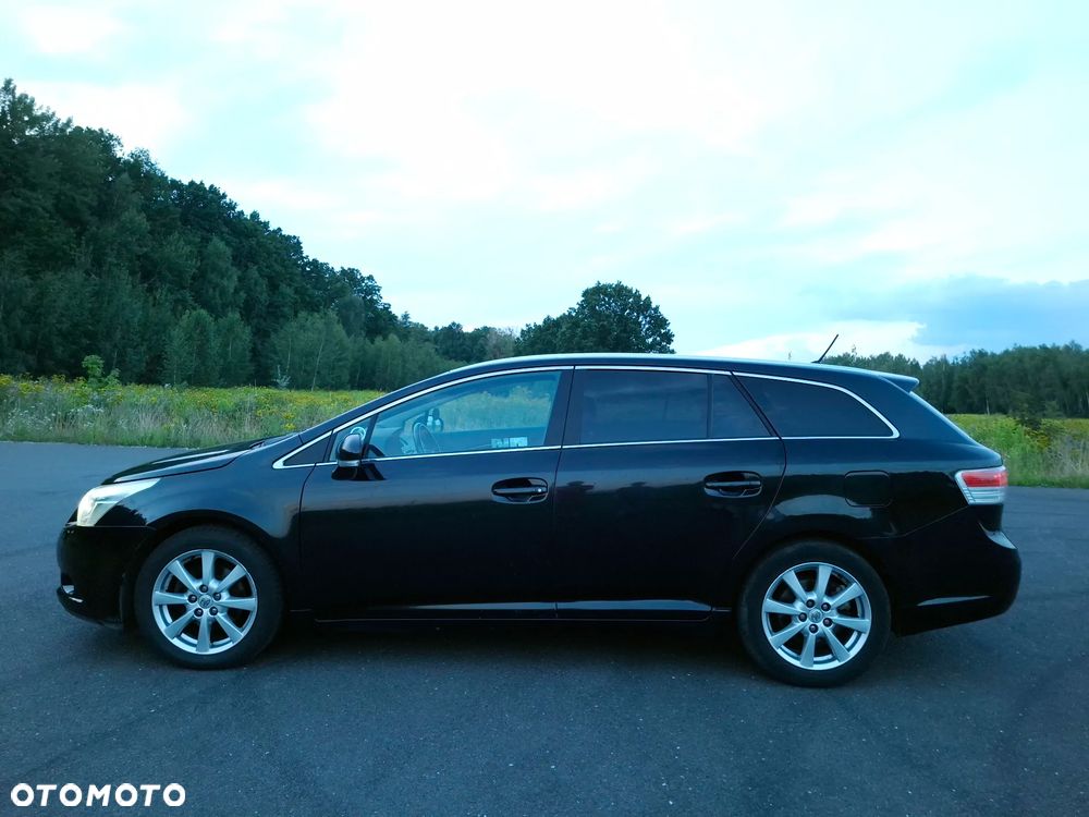 Toyota Avensis 2.0 D-4D Sol - 1