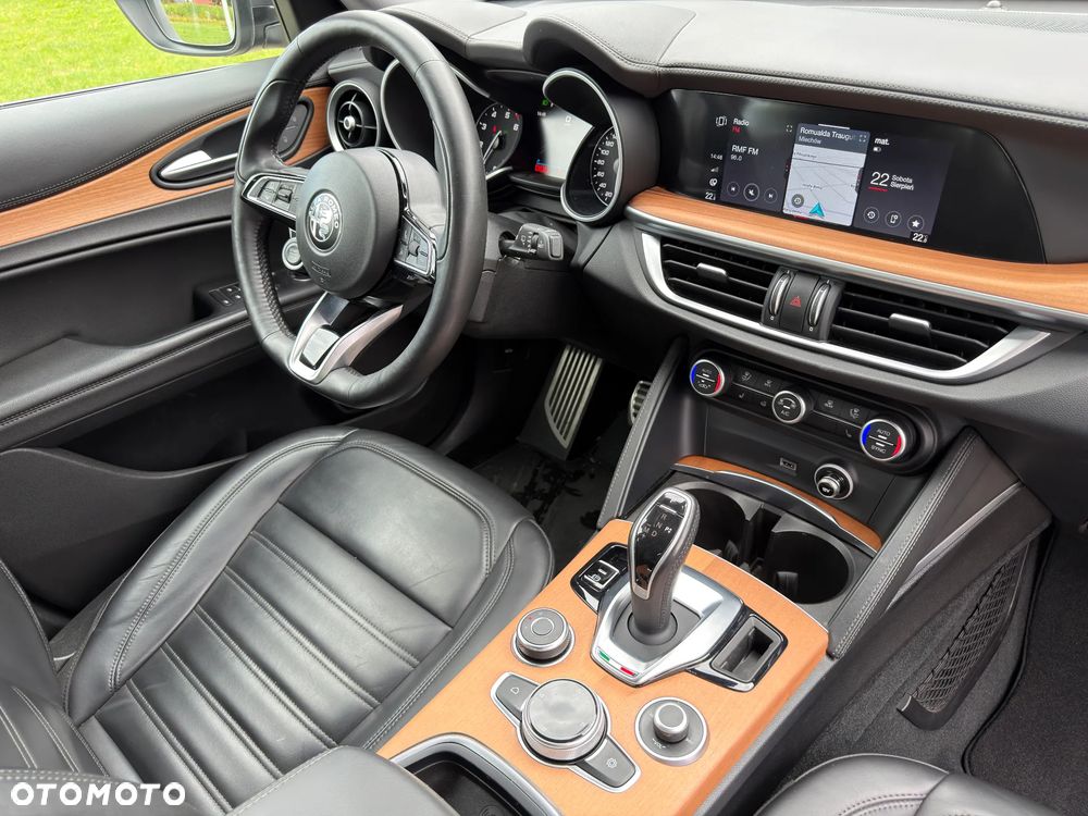 Alfa Romeo Stelvio 2.0 Turbo TI Q4 - 34