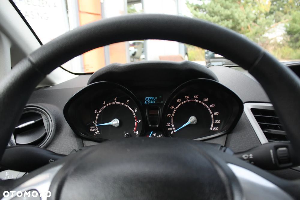 Ford Fiesta 1.25 Trend Edition - 27