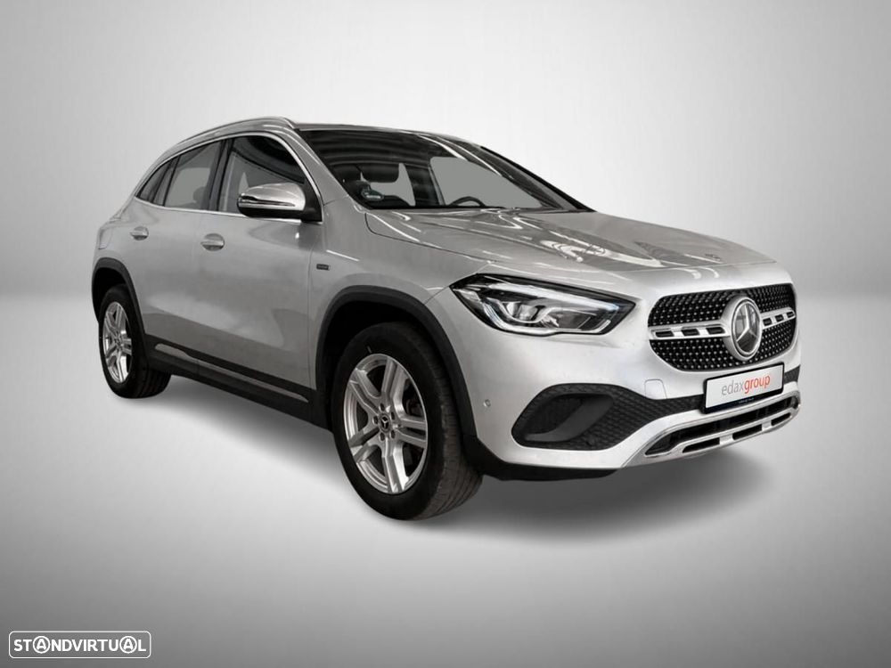 Mercedes-Benz GLA 250 e Progressive - 1