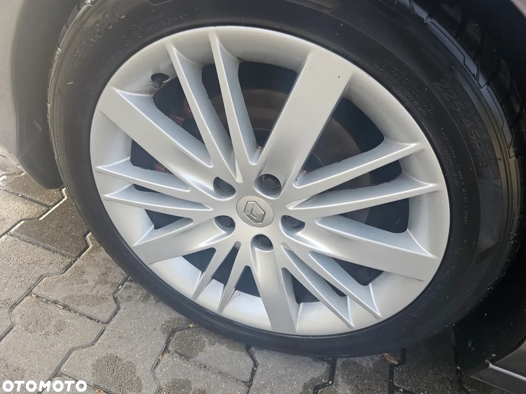 Renault Laguna Coupe TCe205 GT - 12