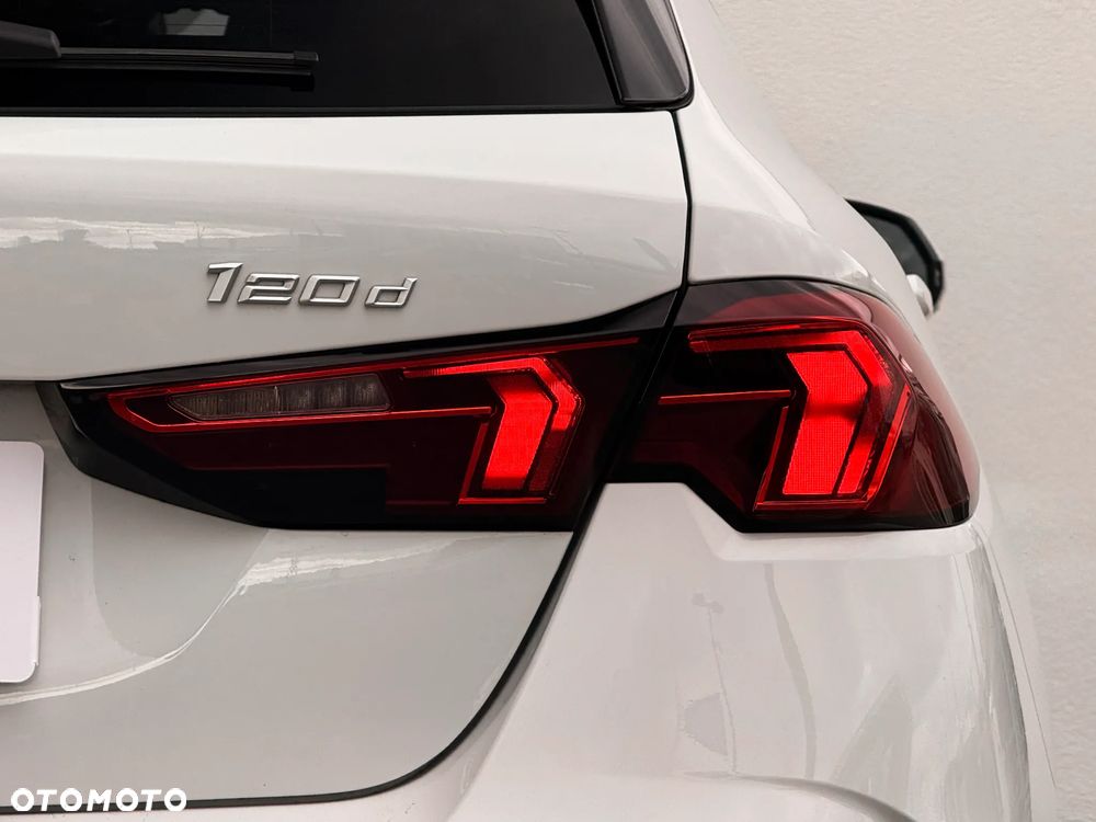 BMW Seria 1 120d - 9