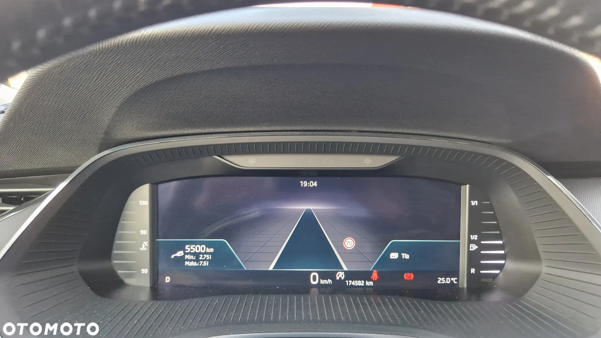 Skoda Octavia Combi 2.0 TDI DSG Sport Edition - 23