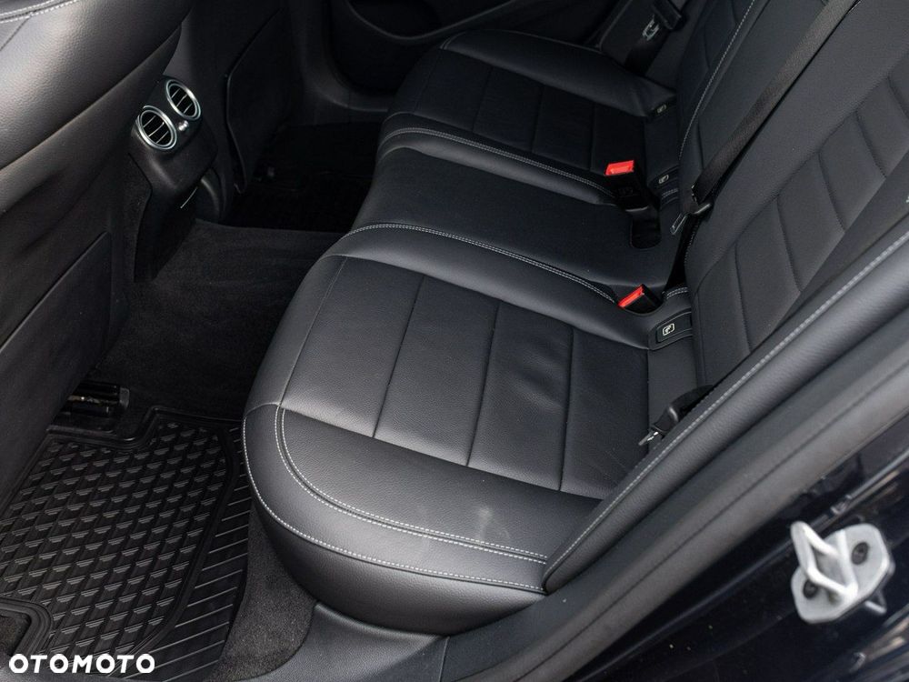 Mercedes-Benz Klasa E 220 d Avantgarde - 26