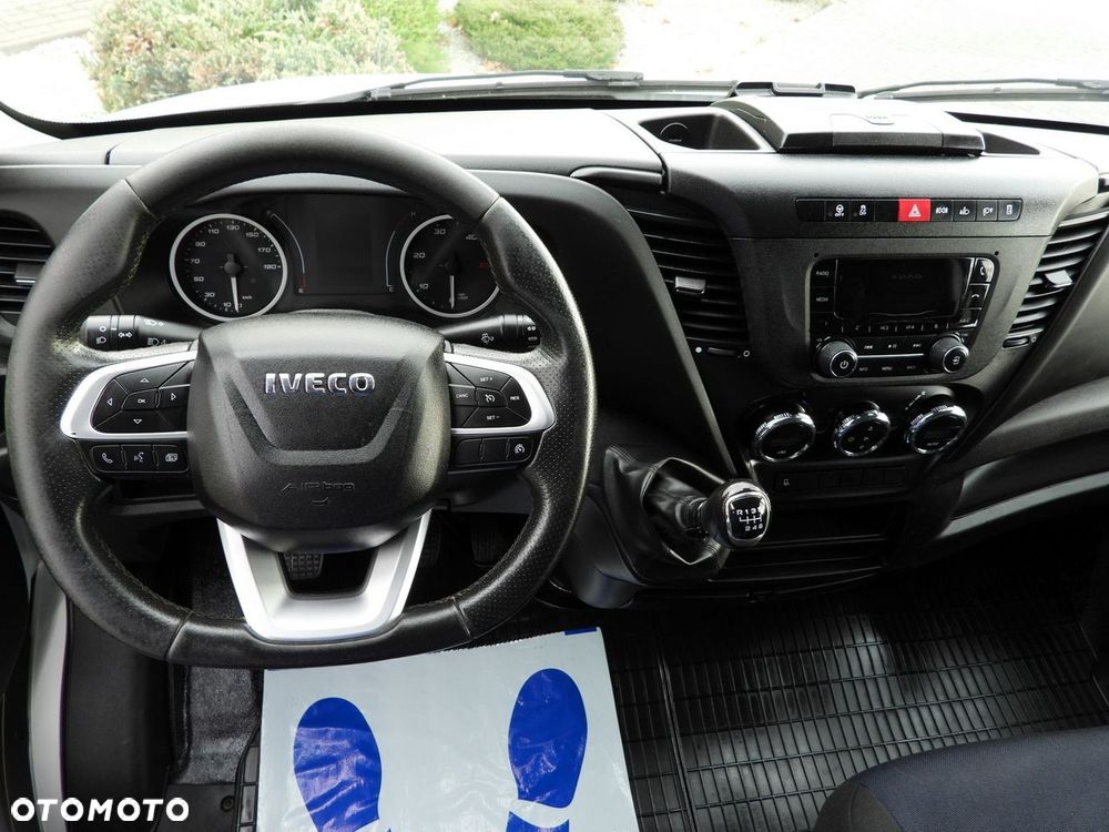 Iveco DAILY 50C17 PLANDEKA 10 PALET TEMPOMAT PNEUMATYKA BLIŹNIACZE KOŁA KLIMATYZACJA  180KM - 28