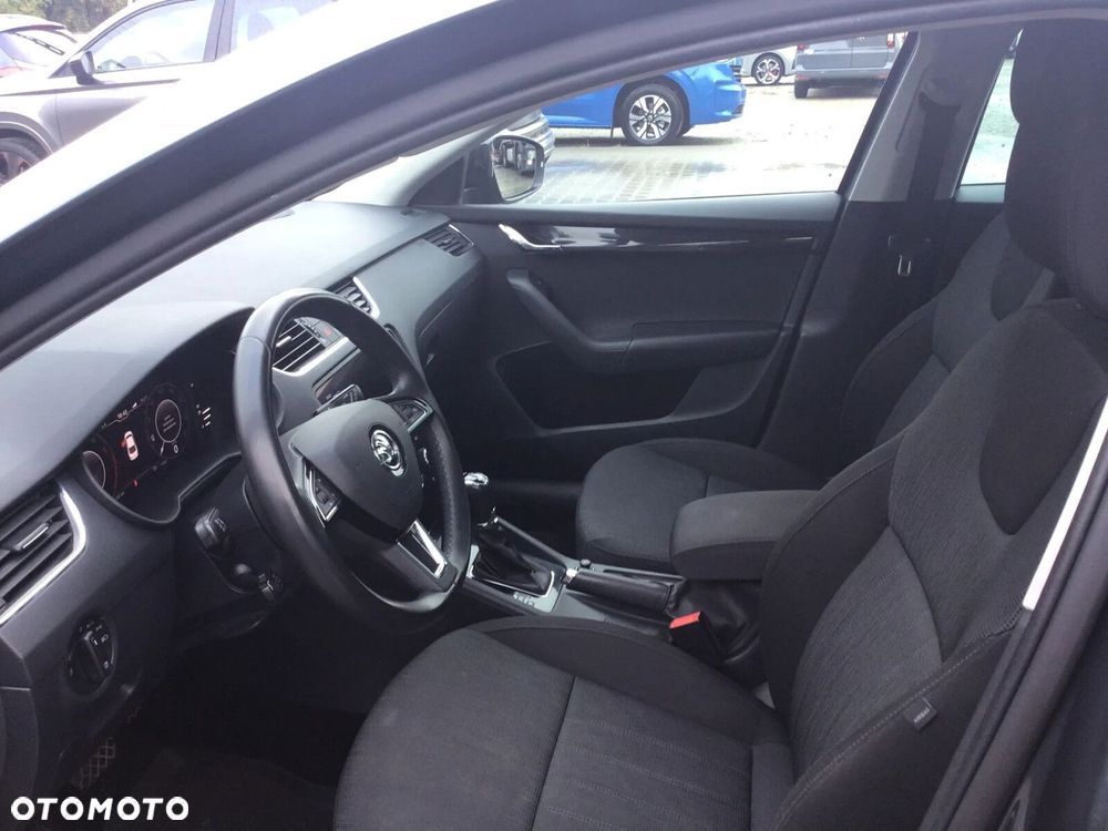 Skoda Octavia 2.0 TSI 4x4 Style DSG - 24