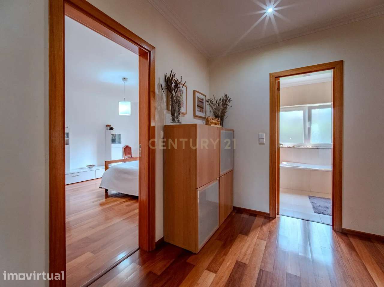 Moradia T5  com Piscina de Agua Salgada em Castro Daire - Grande imagem: 4/56