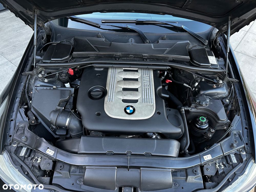 BMW Seria 3 335d - 18