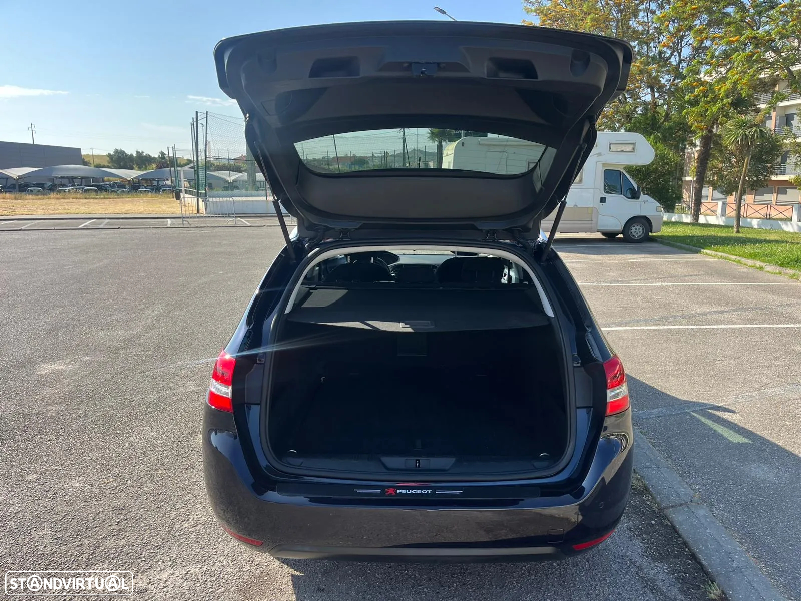 Peugeot 308 SW 1.5 BlueHDi Style - 12