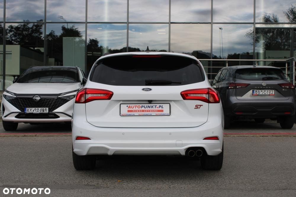 Ford Focus - 6