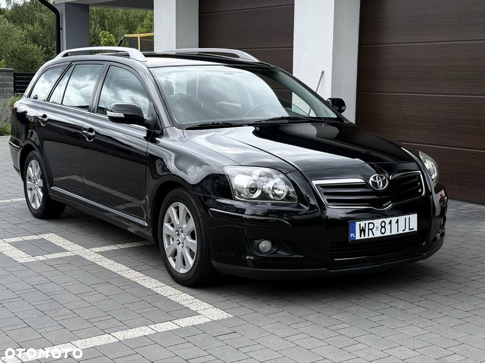 Toyota Avensis 1.8 VVT-i Combi - 11