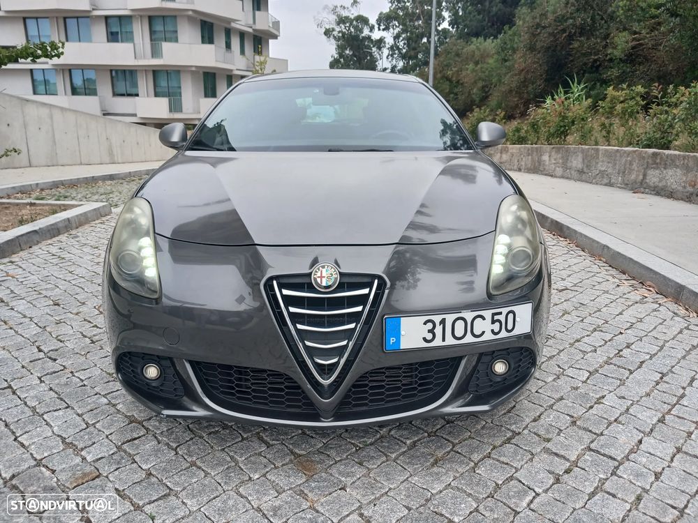 Alfa Romeo Giulietta 1.6 JTDM Veloce - 2