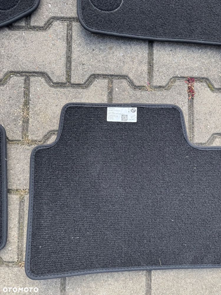 Oryginalne dywaniki welurowe BMW G20 G21 - 9