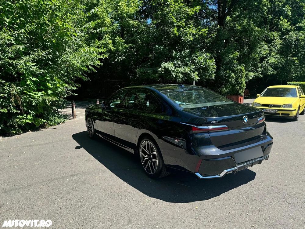 BMW Seria 7 - 12