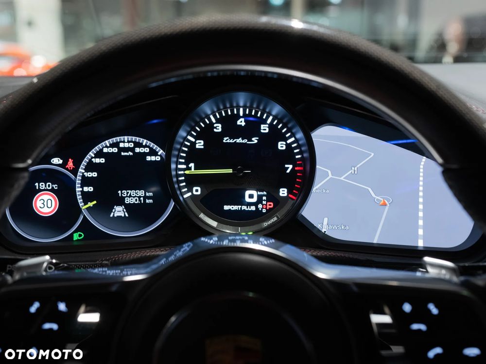 Porsche Panamera Turbo S E-Hybrid GPF - 32