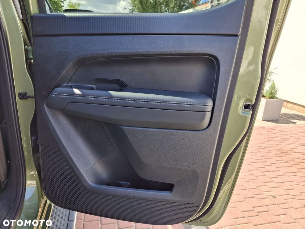 Volkswagen Amarok - 29