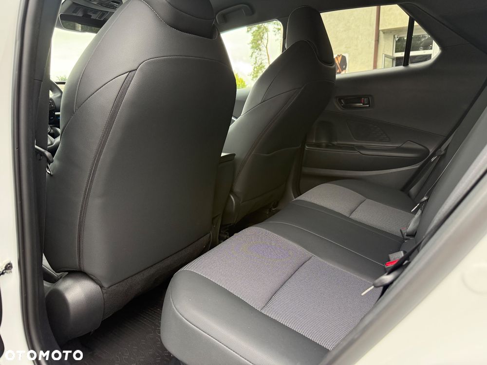 Toyota C-HR 2.0 Hybrid Dynamic Force Executive - 28