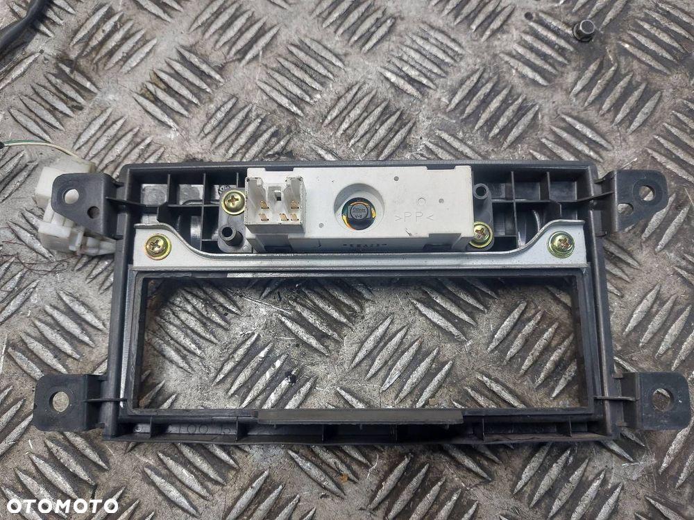 PANEL NAWIEWU KONSOLA ŚRODKOWA RAMKA ZEGAREK PREMACY I CB08A - 9