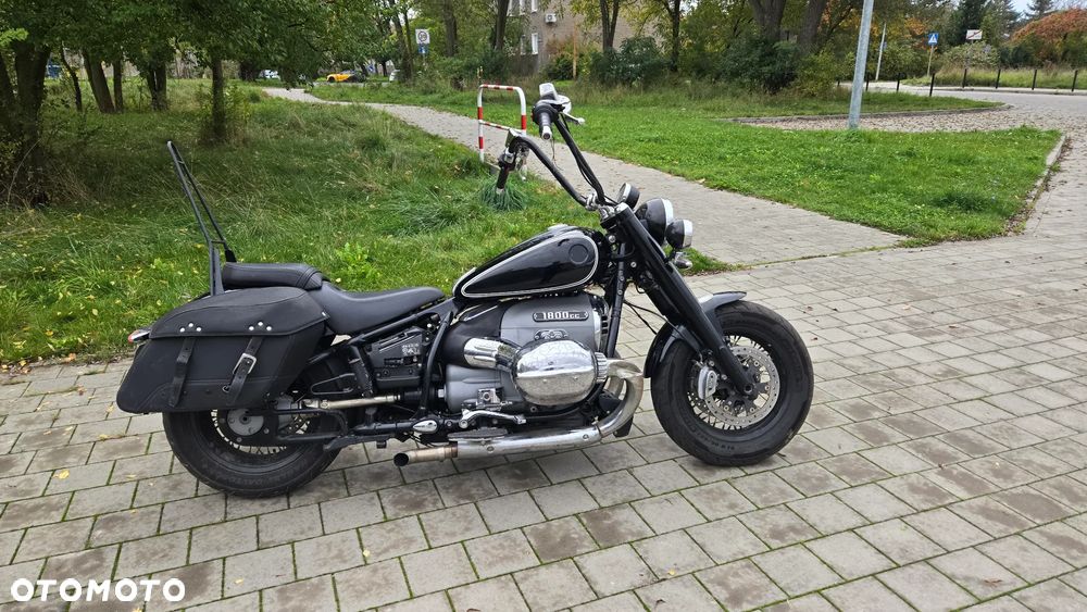 BMW R - 1