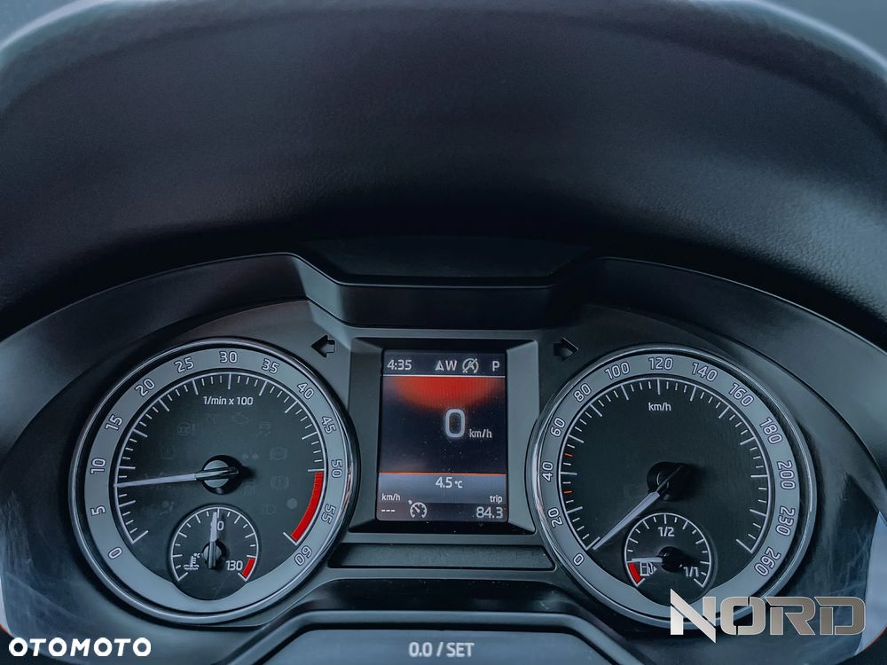 Skoda Octavia 2.0 TDI 4x4 DSG Style - 28
