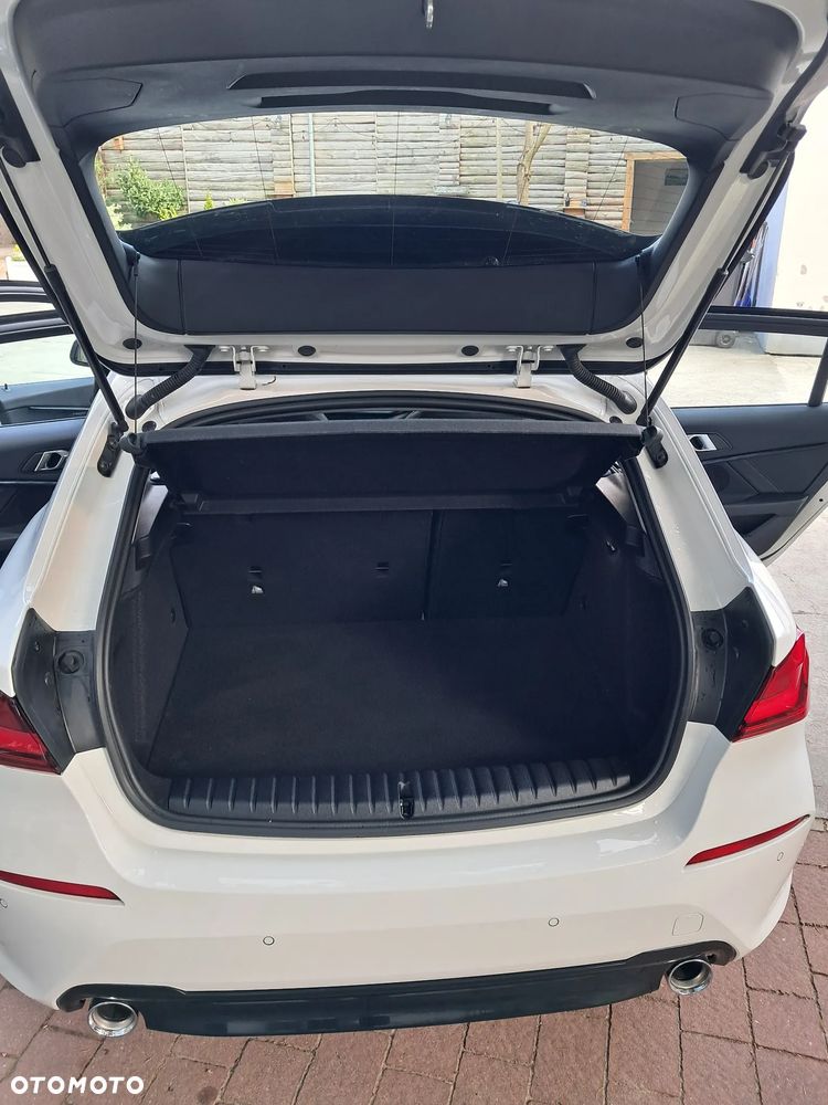 BMW Seria 1 118d Sport Line Shadow - 24