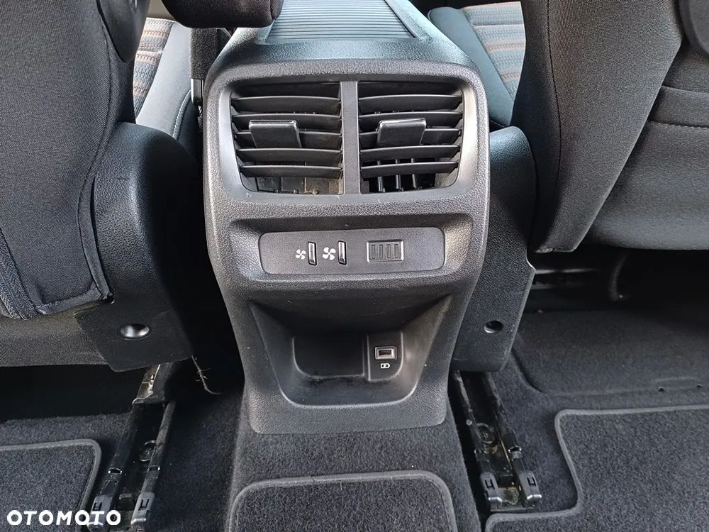 Opel Combo 1.5 D Start/Stop Edition - 24