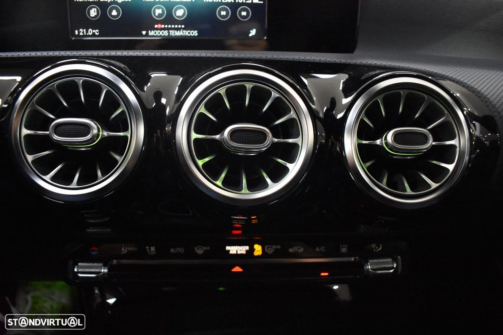 Mercedes-Benz CLA 250 - 32