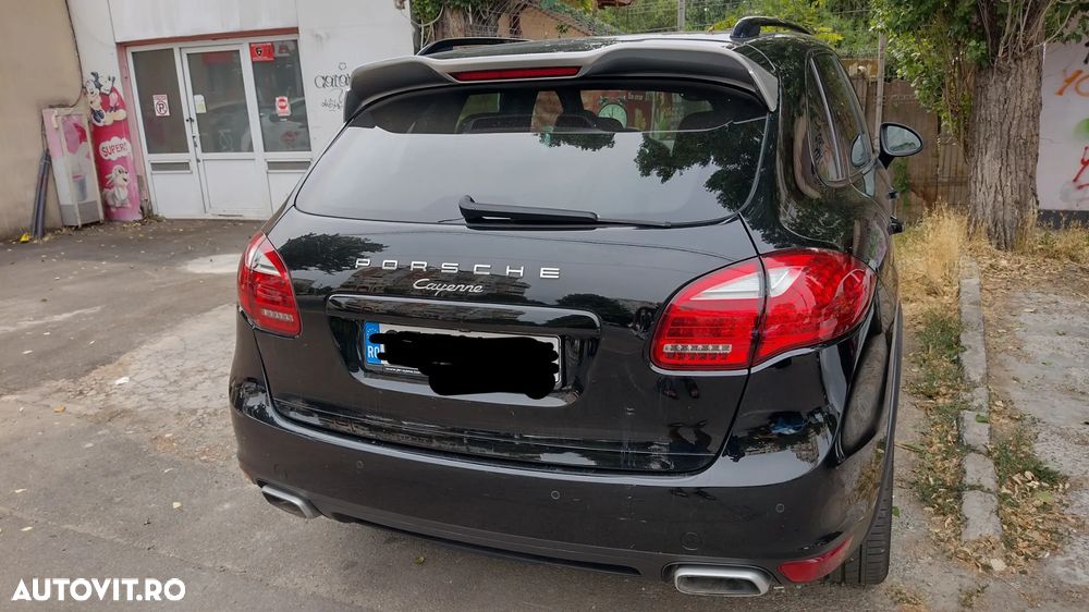 Porsche Cayenne Platinum Edition - 9