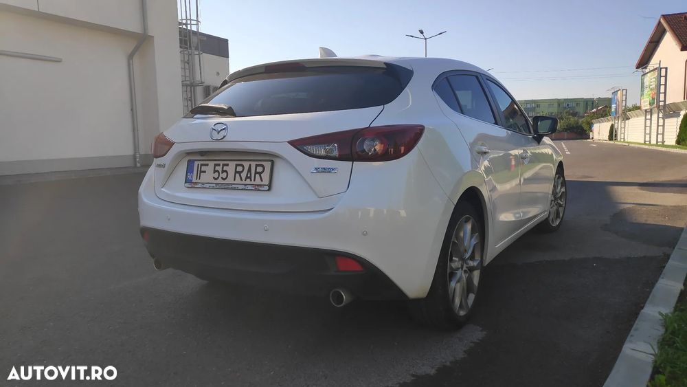 Mazda 3 - 3