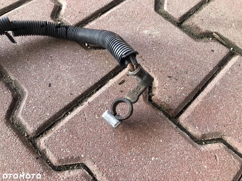 CADILLAC ESCALADE III 6,2 V8 2006-2014 WIĄZKA ELEKTRYCZNA AKUMULATORA KLEMA UJEMNA PRZEWÓD MINUS - 2