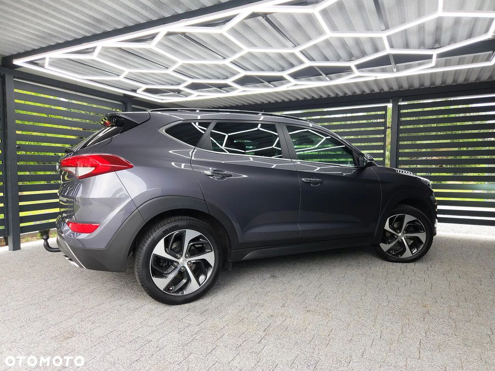 Hyundai Tucson 2.0 CRDI 4WD Premium - 29