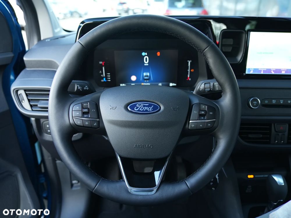 Ford Tourneo Courier - 27