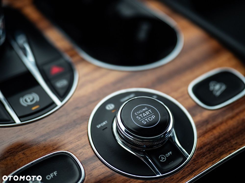 Bentley Bentayga - 30