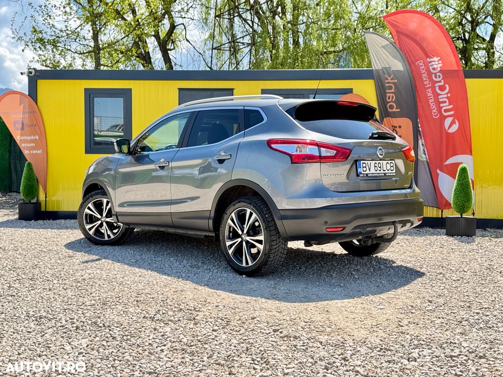 Nissan Qashqai 1.6 DCI Xtronic TEKNA - 4